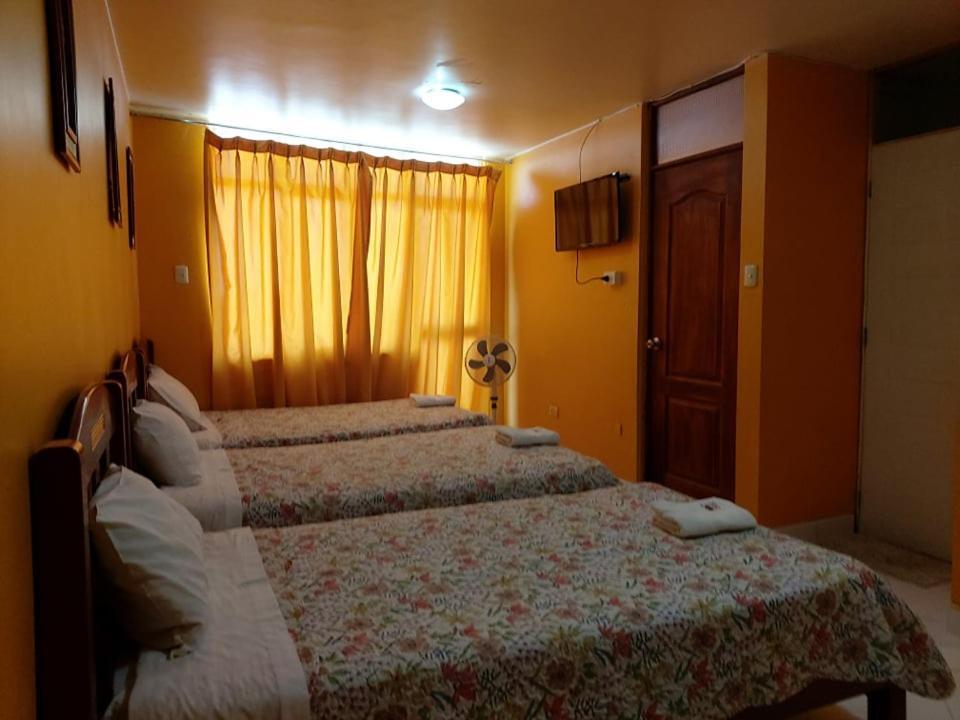 Hotel Y Restaurante Roma إِكا المظهر الخارجي الصورة